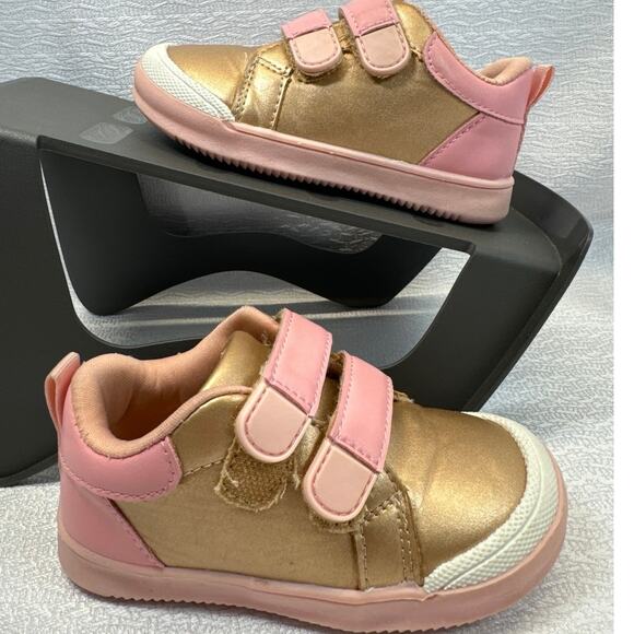 Tucker + Tate Other - Tucker + Tate Gold Pink Metallic Double Strap Sneakers Kids Size 6D TTHOLDEN-PU